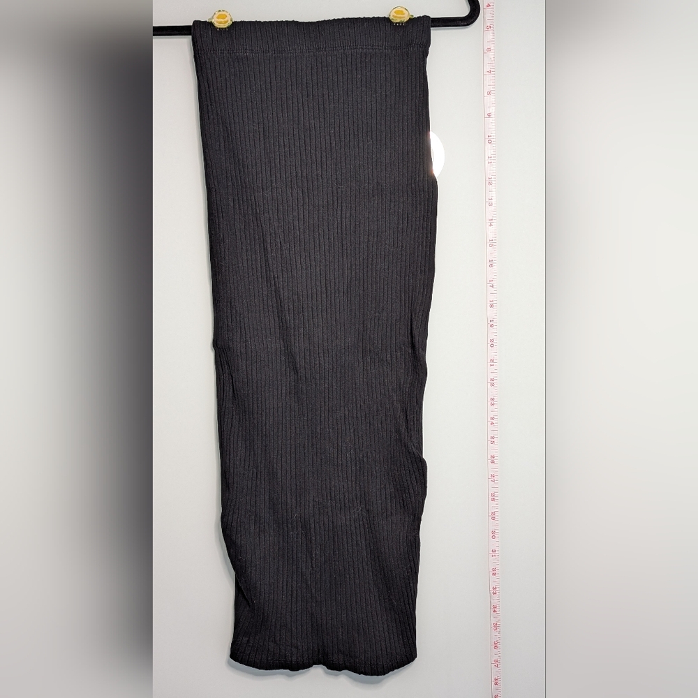 Zara Black Ribbed Midi Skirt